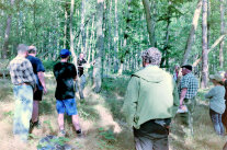 Waldführung der Revierförsterin mit Waldbesitzern im Wald