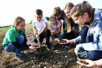 Schriftzug Erlebnis Bauernhof - Lernprogramme für Grund- und Förderschulen